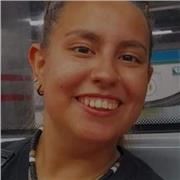 Puedo enseñar diversas asignaturas como matematicas o lengua desde infantil/primaria hasta secundaria